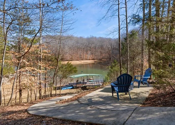 Lakeside Haven Dock/Slip Fire Pit Game Room Kayaks